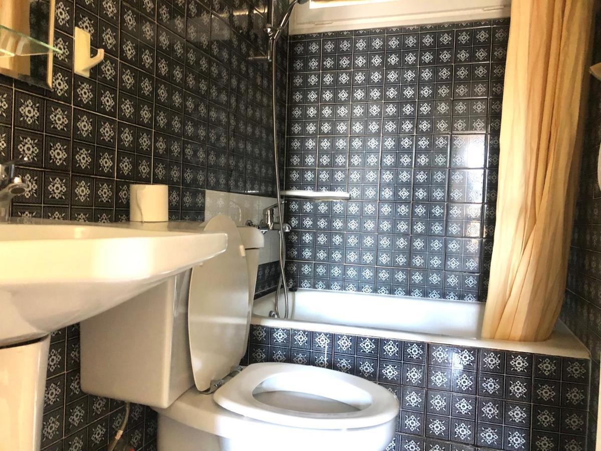 Port Sotavent 2C - Apartamento En La Marina De Empuriabrava - Piscina Comunitaria, - Parking - Vistas Al Canal - Cerca Centro Y Playa Luaran gambar
